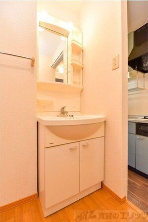 アゼリアコートの物件内観写真